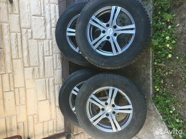 Продам колёса r16 215/70 (резина зимняя)