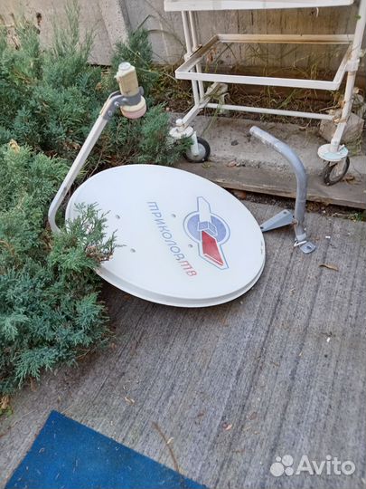 Спутниковая тарелка триколор бу