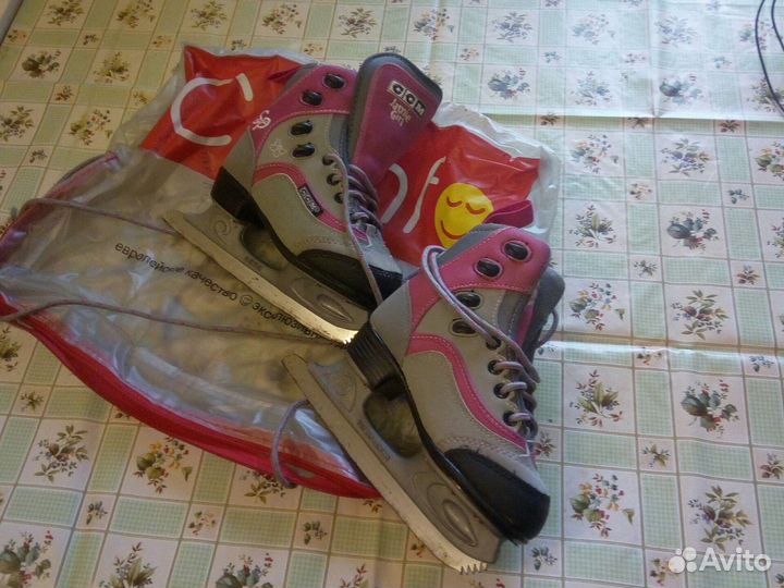 Коньки фигурные