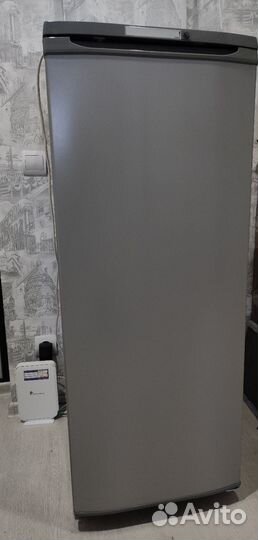 Холодильник б/у