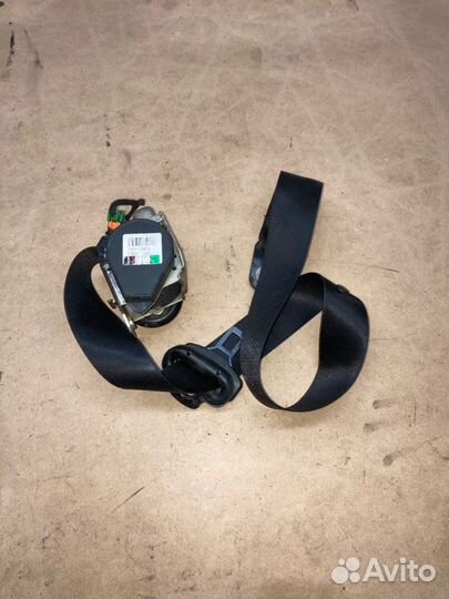 Ремень безопасности Mercedes Vito W639 ом646 2004