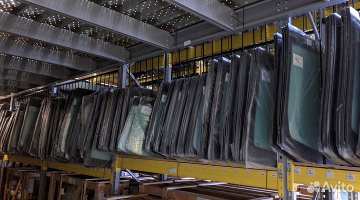 Лобовое на Экскаватор-погрузчик Jcb 3cx-4cх 2003