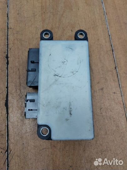 Блок управления аирбаг Opel Astra J A16XER 2010