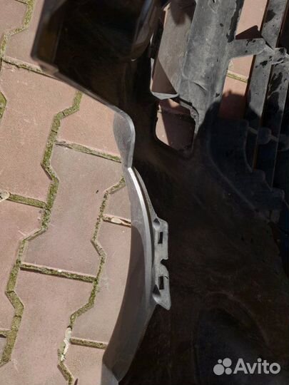 Бампер передний Nissan X-Trail T31 2007