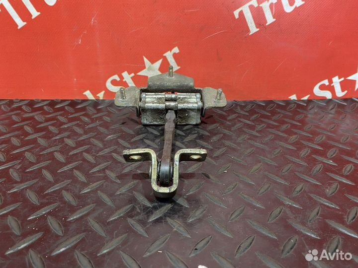 Ограничитель двери