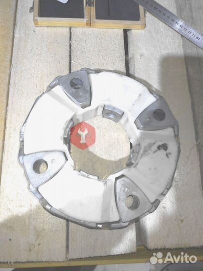 Муфта насоса Hitachi ZX160W