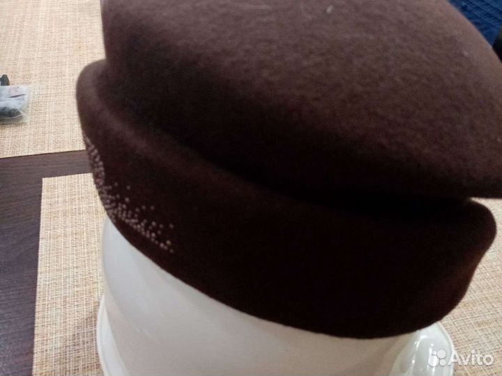 Шляпа фетровая