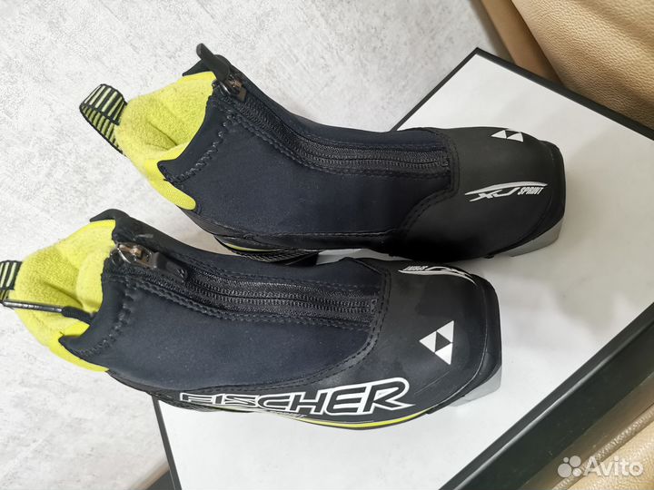 Лыжные ботинки fischer 31