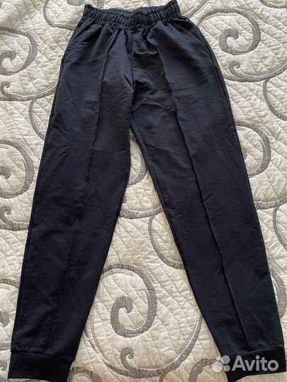 Спортивный костюм женский