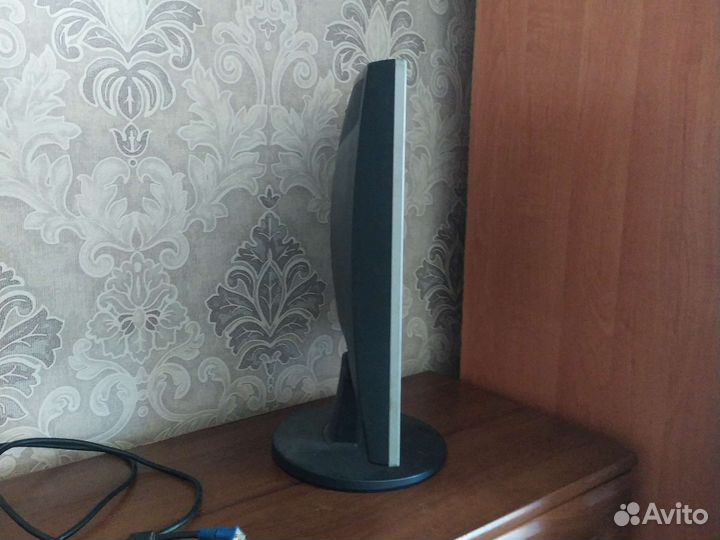 Монитор Samsung