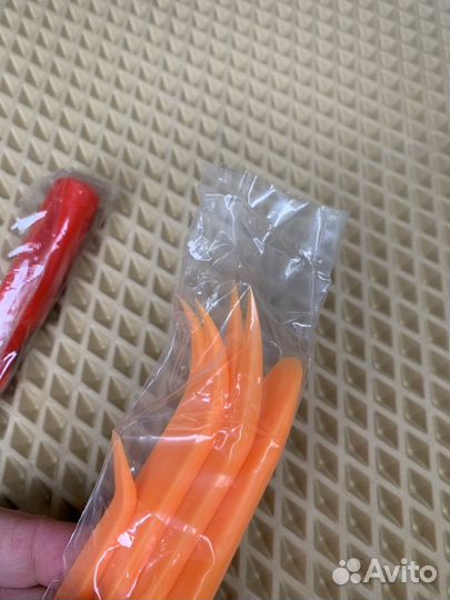 Пластиковые съемники