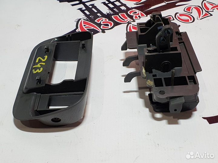 Ручка двери внутренняя Honda Stepwgn RF1 B20B 2000