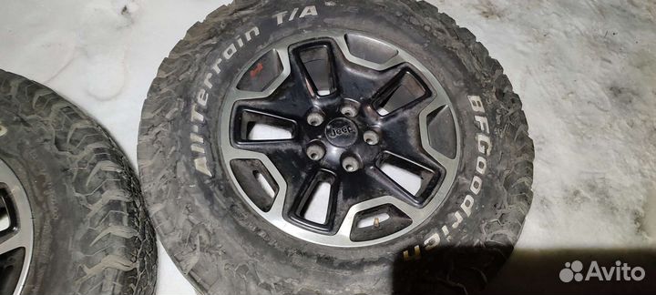 Колёса для Jeep wrangler Rubicon 2013