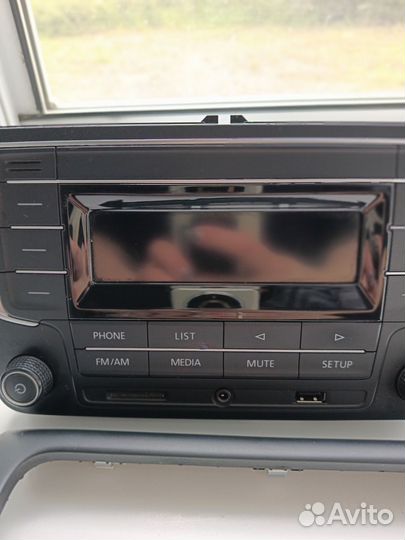 Штатная магнитола на фольцваген polo