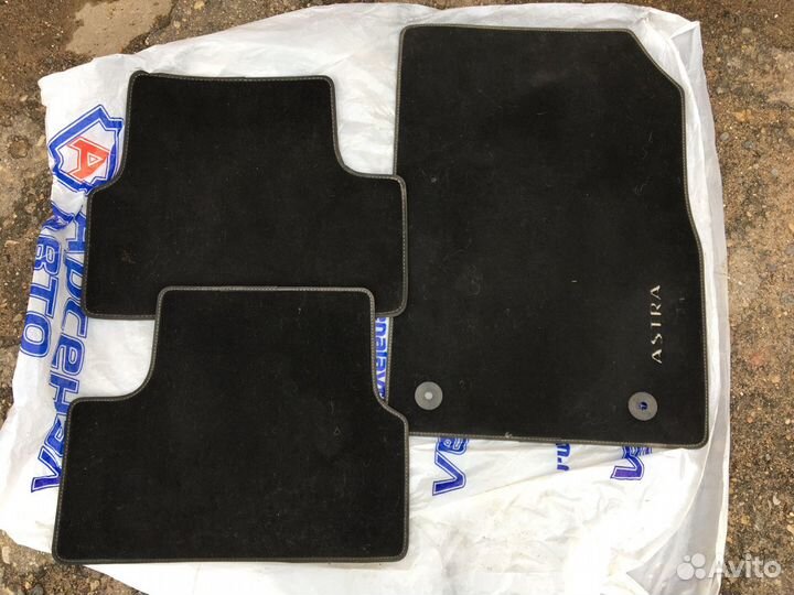 Коврики оригинальные (велюр) в салон Opel Astra J