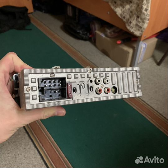 Магнитола с блютузом