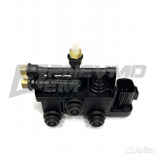 Блок клапанов пневмоподвески Land Rover Discovery