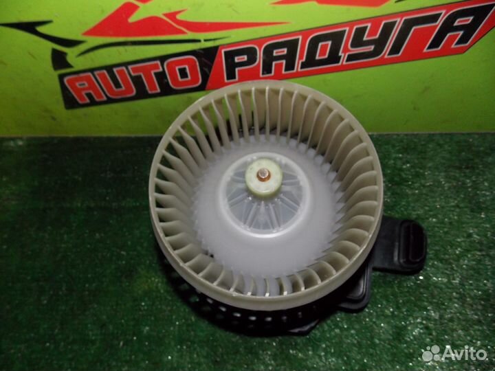 Мотор печки toyota, NCP160V,NCP165V,NCP175,NHP10,N