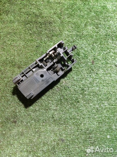 Ручка двери внутренняя передняя правая Toyota