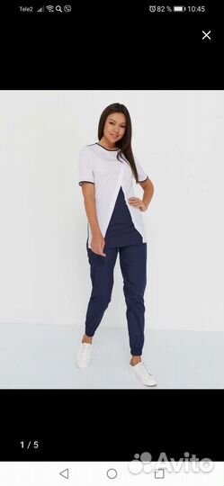 Женский медицинский костюм