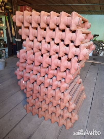 Батарея чугунная