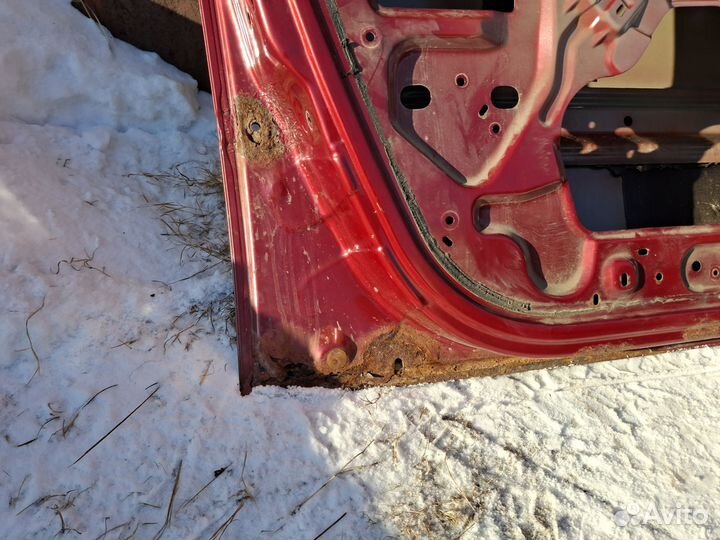 Двери на renault logan 1 передние