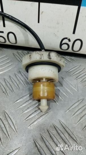 Б/У Датчик топливного фильтра Subaru