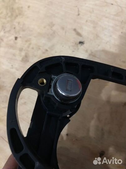 Личинка замка двери Bmw 7 E66 N62B48 2005