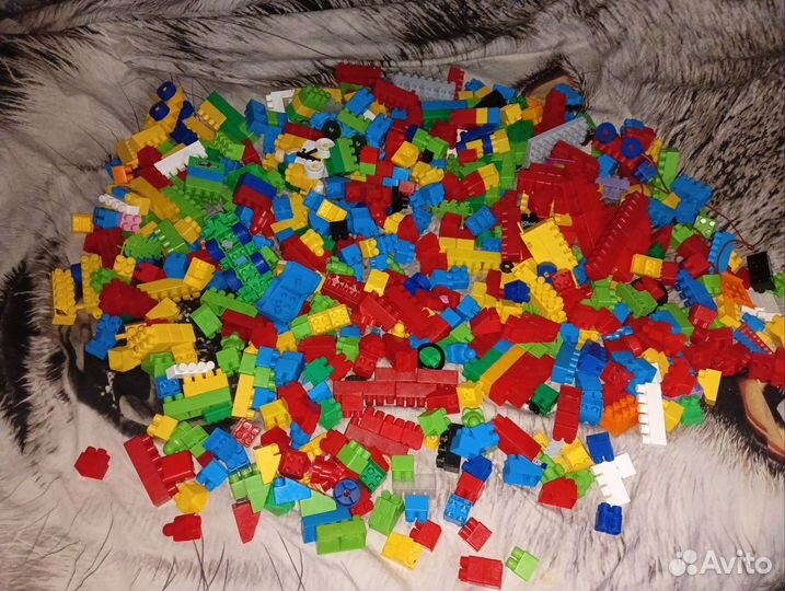 Развивающие игрушки пакетом