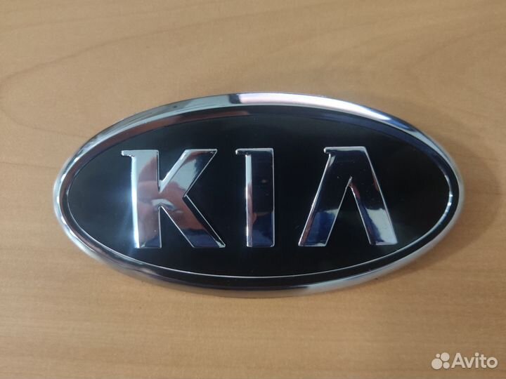 Эмблема (шильдик) Kia