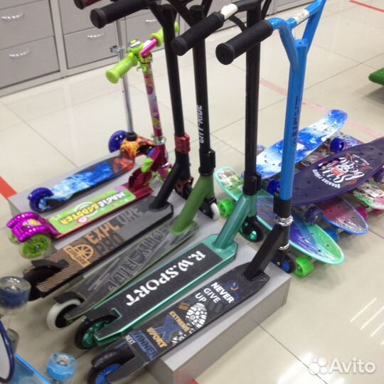 Трюковой самокат новый