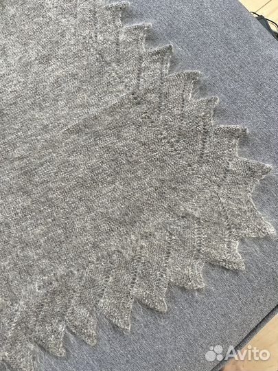 Пуховый платок оренбургский