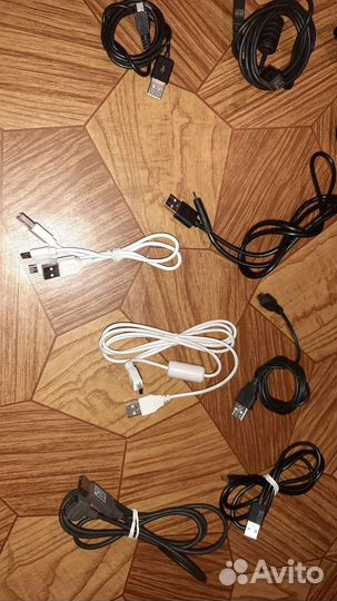 Зарядное устройство для телефонов и другие