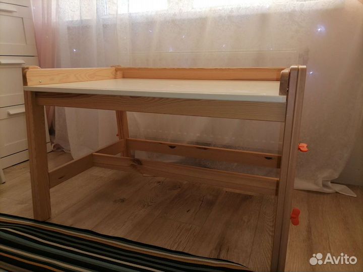 Растущая парта IKEA