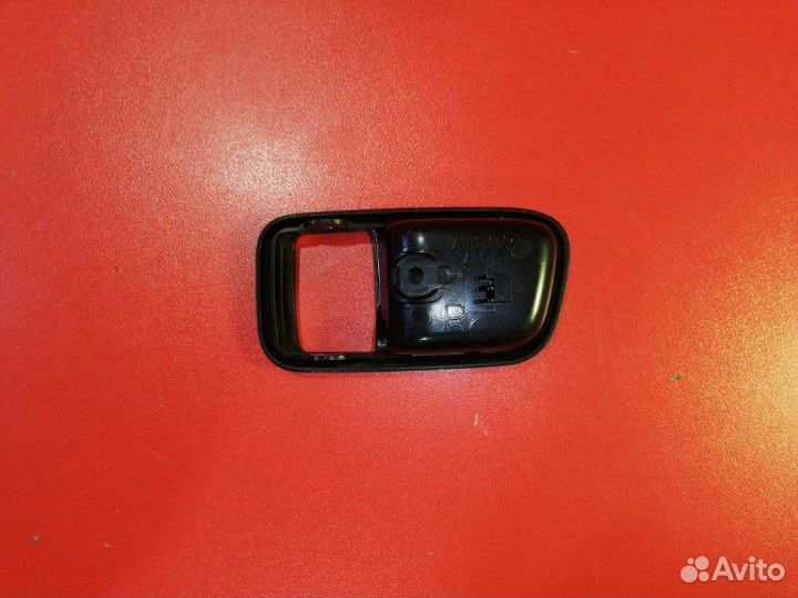 Накладка ручки двери внутренней правая Lexus Rx300