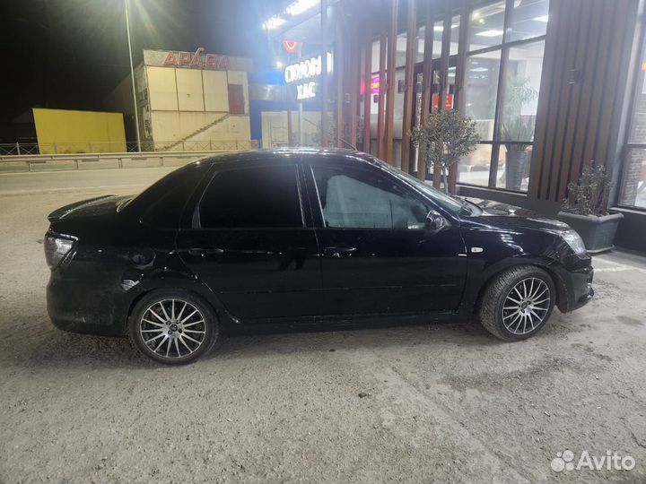 LADA Granta 1.6 МТ, 2014, 220 000 км