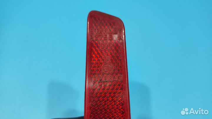 Катафот заднего бампера для Mazda 3 2003-2009