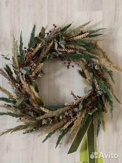 Венок интерьерный из сухоцветов