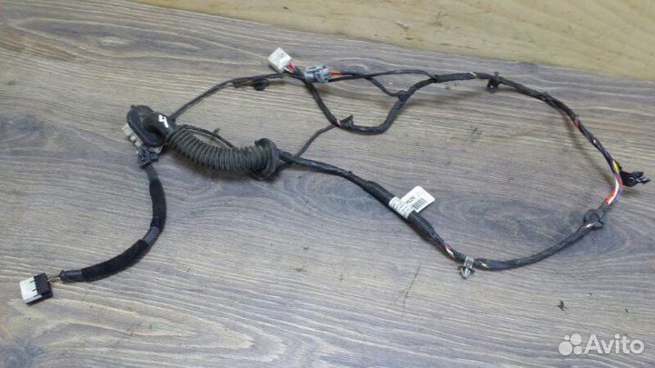 Проводка двери задняя левая Hyundai Solaris RB