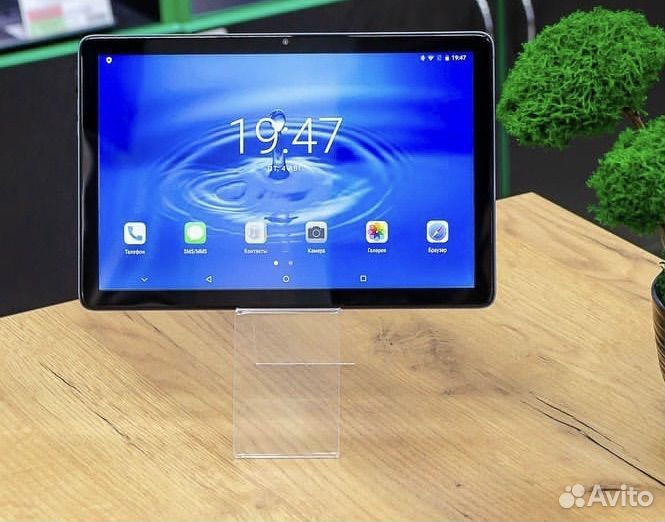 Планшет с клавиатурой и стилусом