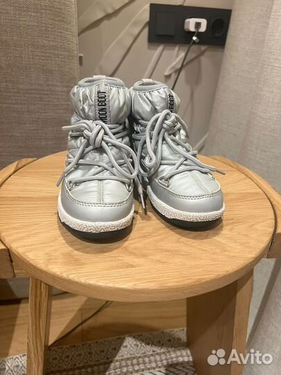 Дутики Moon Boot