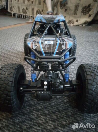 Машина на радиоуправлении 1:10