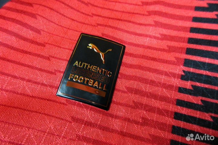 Форма Милан