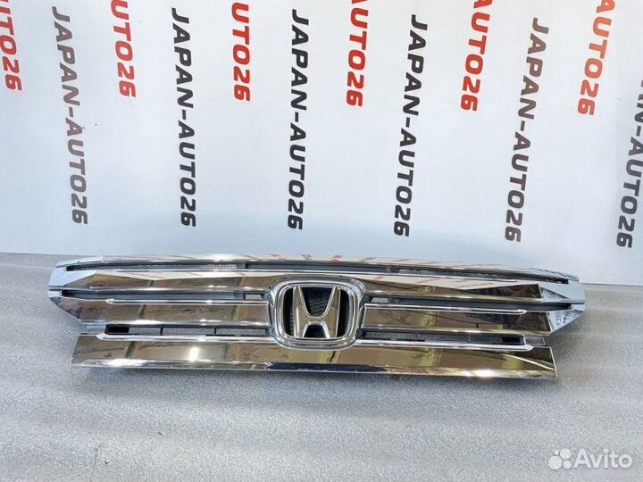Решетка радиатора Honda Stepwgn RK1 RK5 RK2 2.0 L