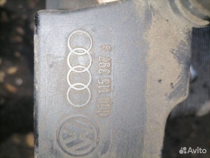 Корпус масленого фильтра Volkswagen Golf 5 1K9