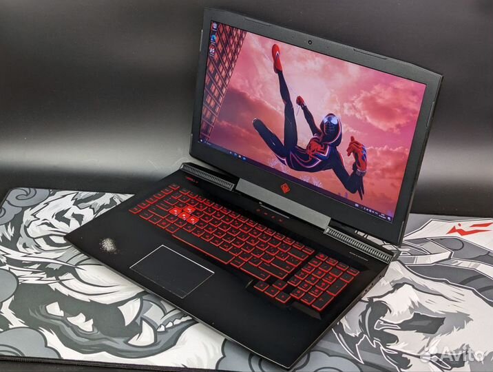 HP omen 17 IPS i7-8750H 16GB GTX1050Ti 256SSD+1000