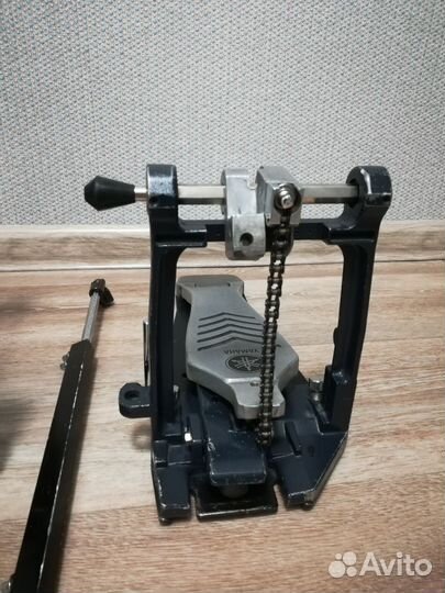 Педаль для бас барабана yamaha