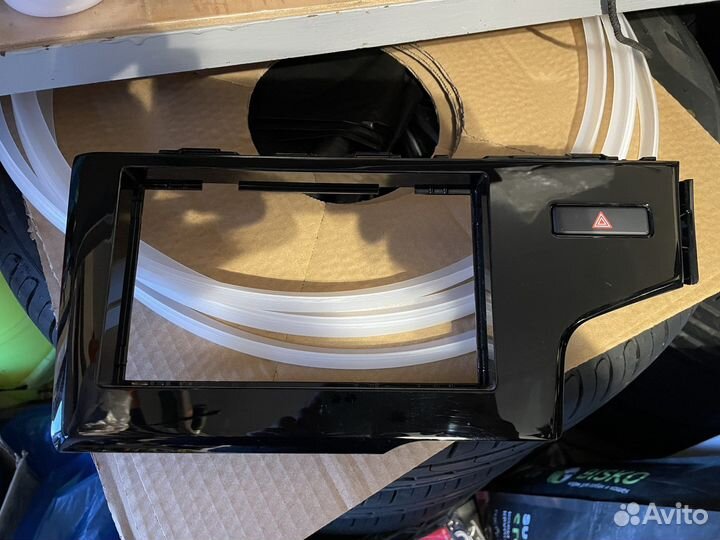 Продам рамку от магнитолы Honda Fit