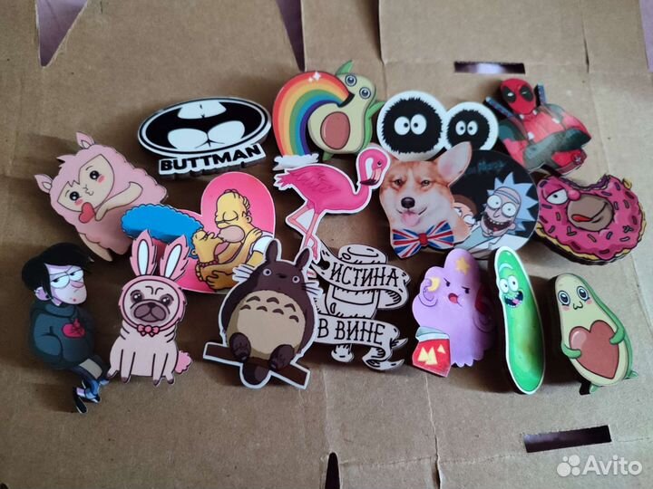 Деревянный значок (цена за всё)