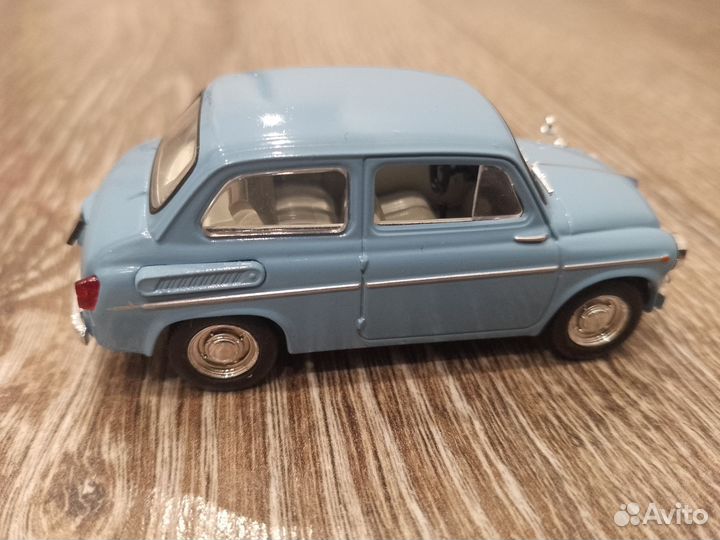 Модель автомобиля заз ялта 1/43